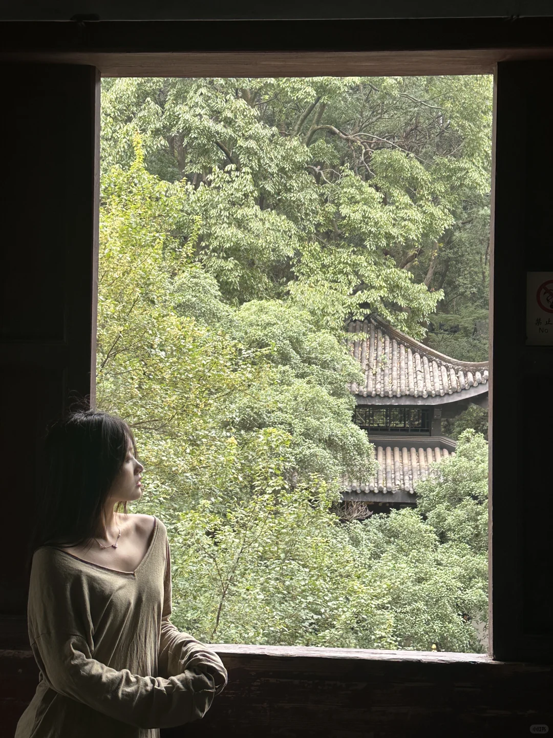 在六和塔古意空间里的松弛感穿搭✨