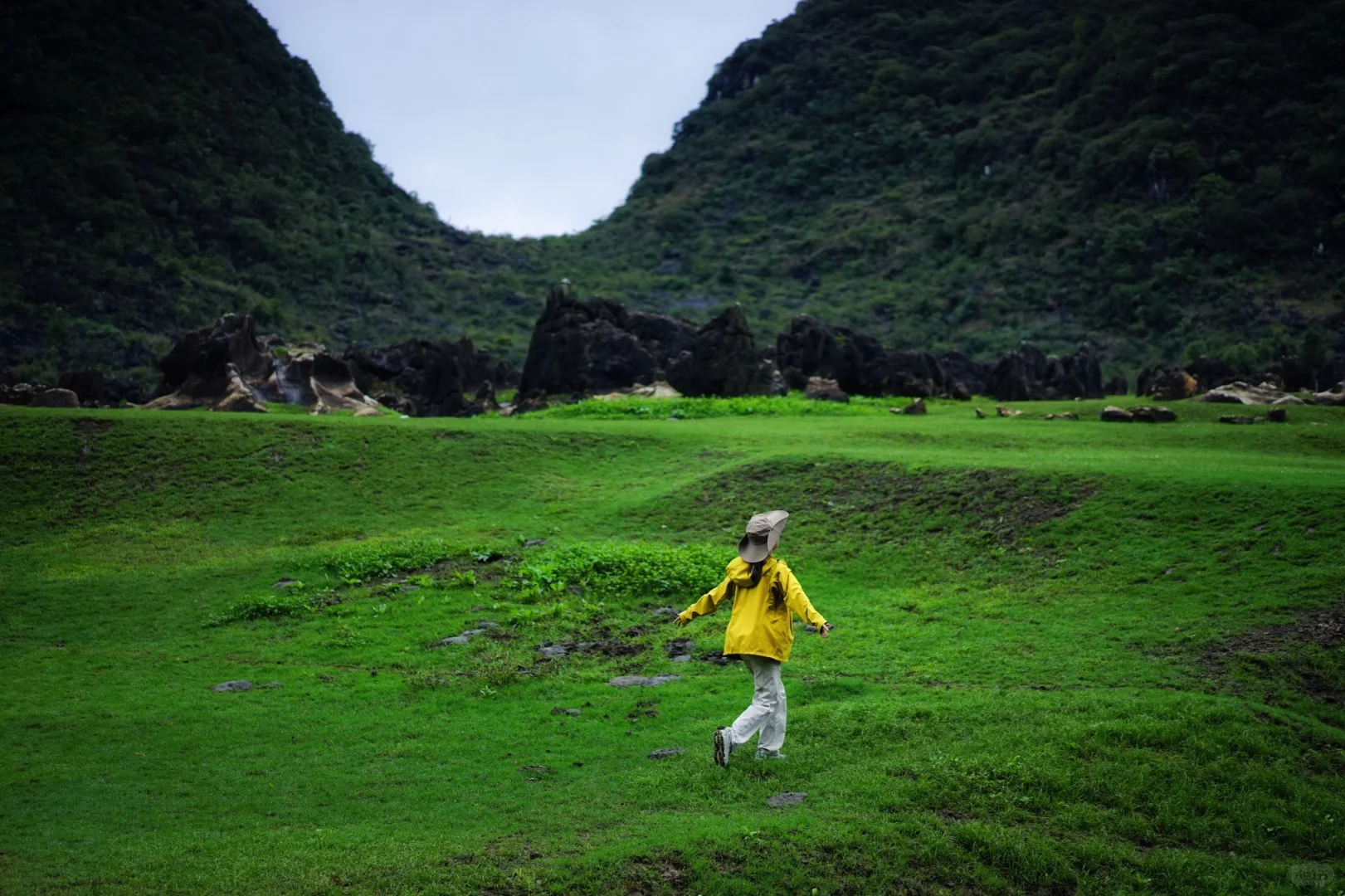 安顺铜鼓荡+万峰顶|无自驾攻略