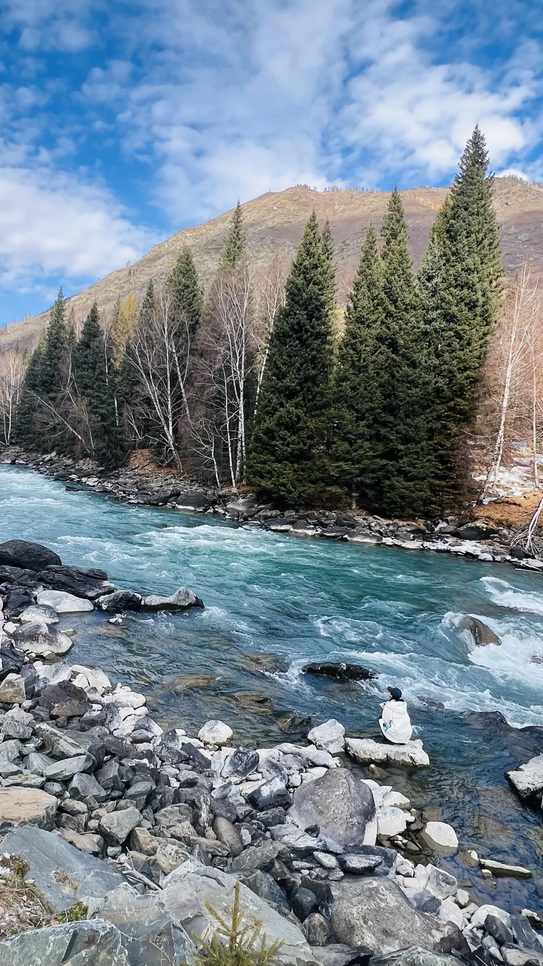 淡季的喀纳斯,人少景美,可以玩雪了
