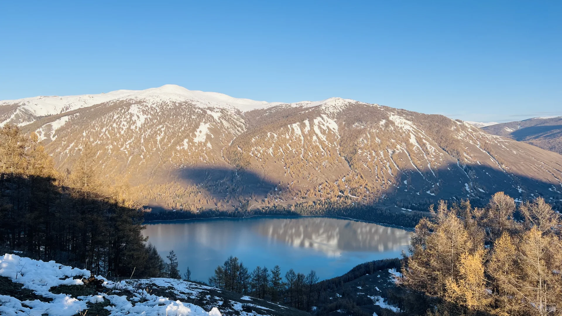 淡季的喀纳斯,人少景美,可以玩雪了