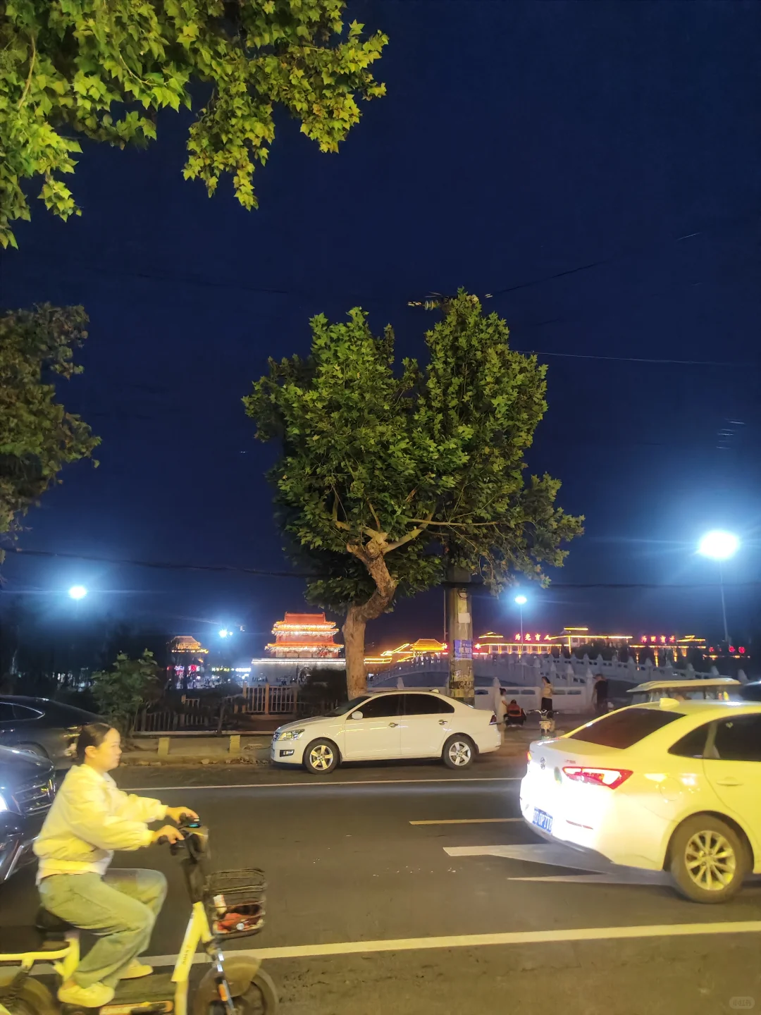 在邯郸，我住进了鼓楼24小时生活里🏮