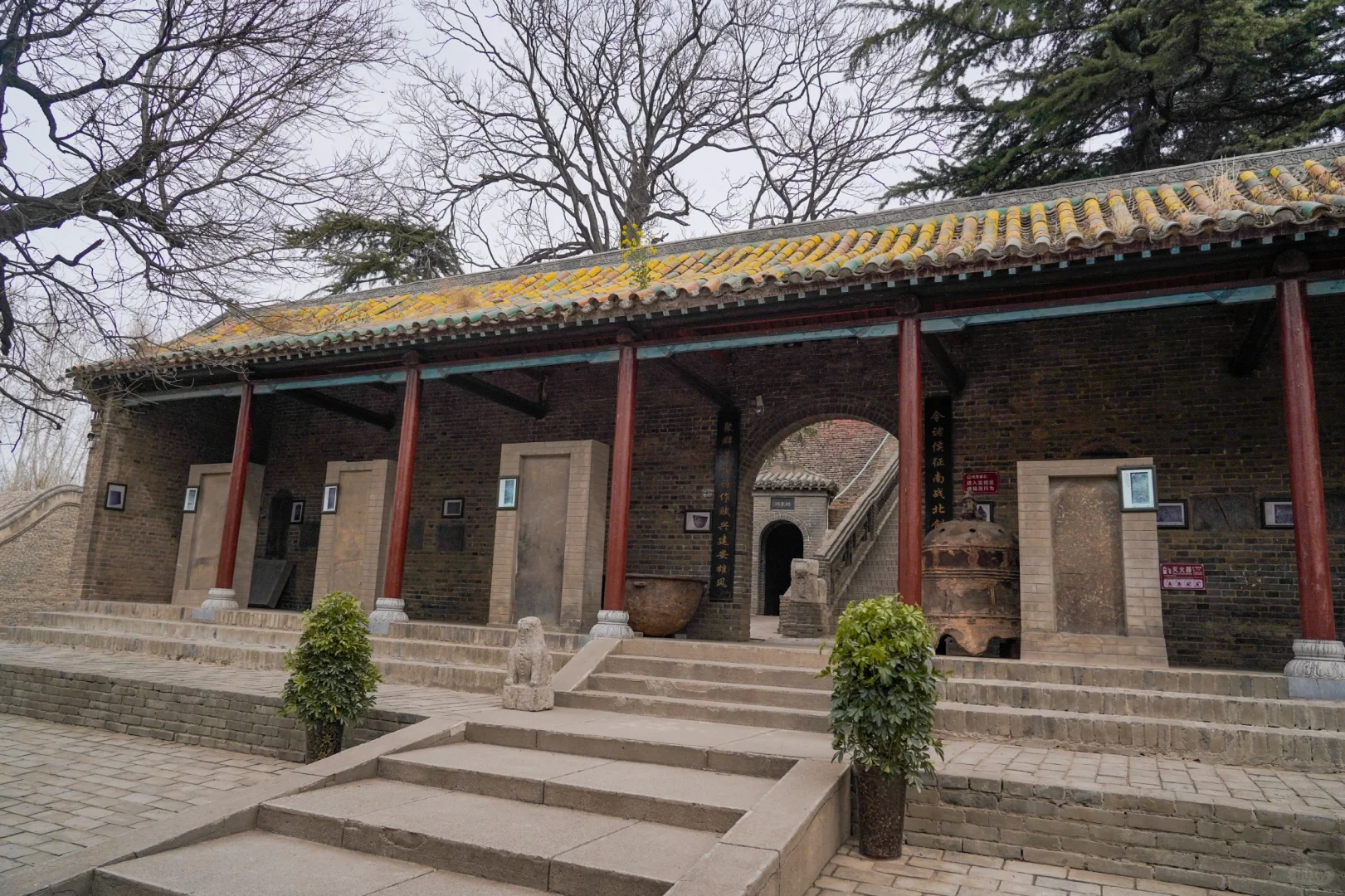 邺城三台|漳流南亩孟春深，雀落王墟野色侵