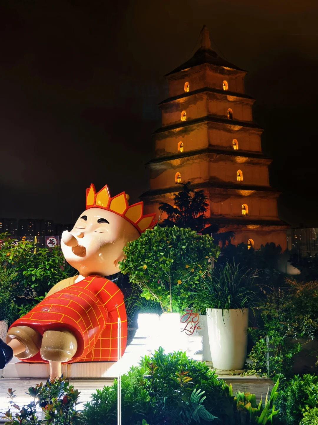 一朝入长安，一眼入千年，是西安，亦是长安