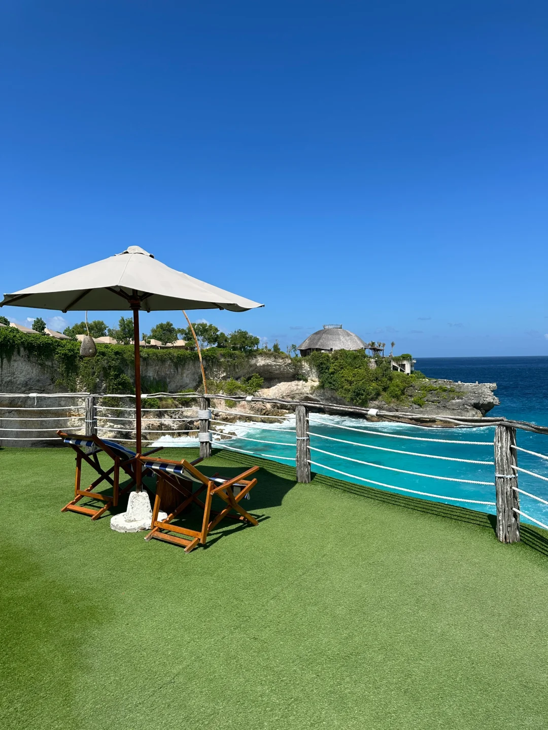🏝️海岛躺平指南 | 我的人生宝藏悬崖酒店