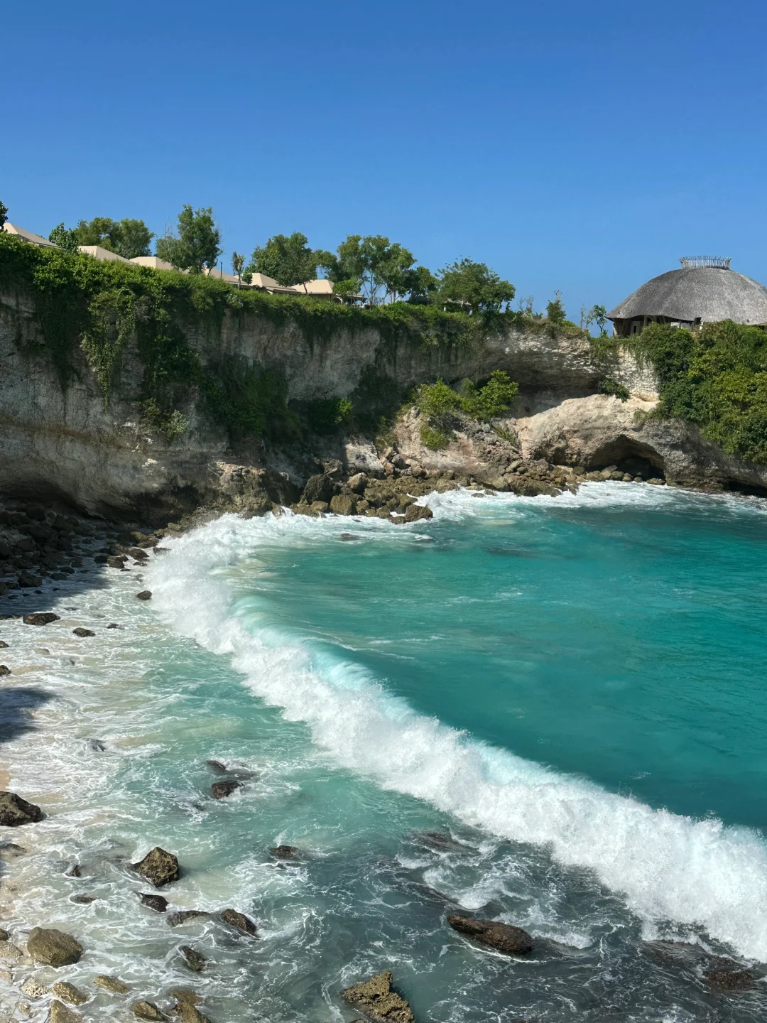 🏝️海岛躺平指南 | 我的人生宝藏悬崖酒店