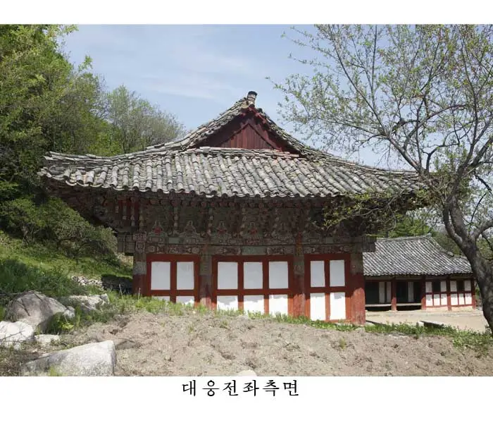 明寂朱白:和名字一样美的朝鲜🇰🇵古寺