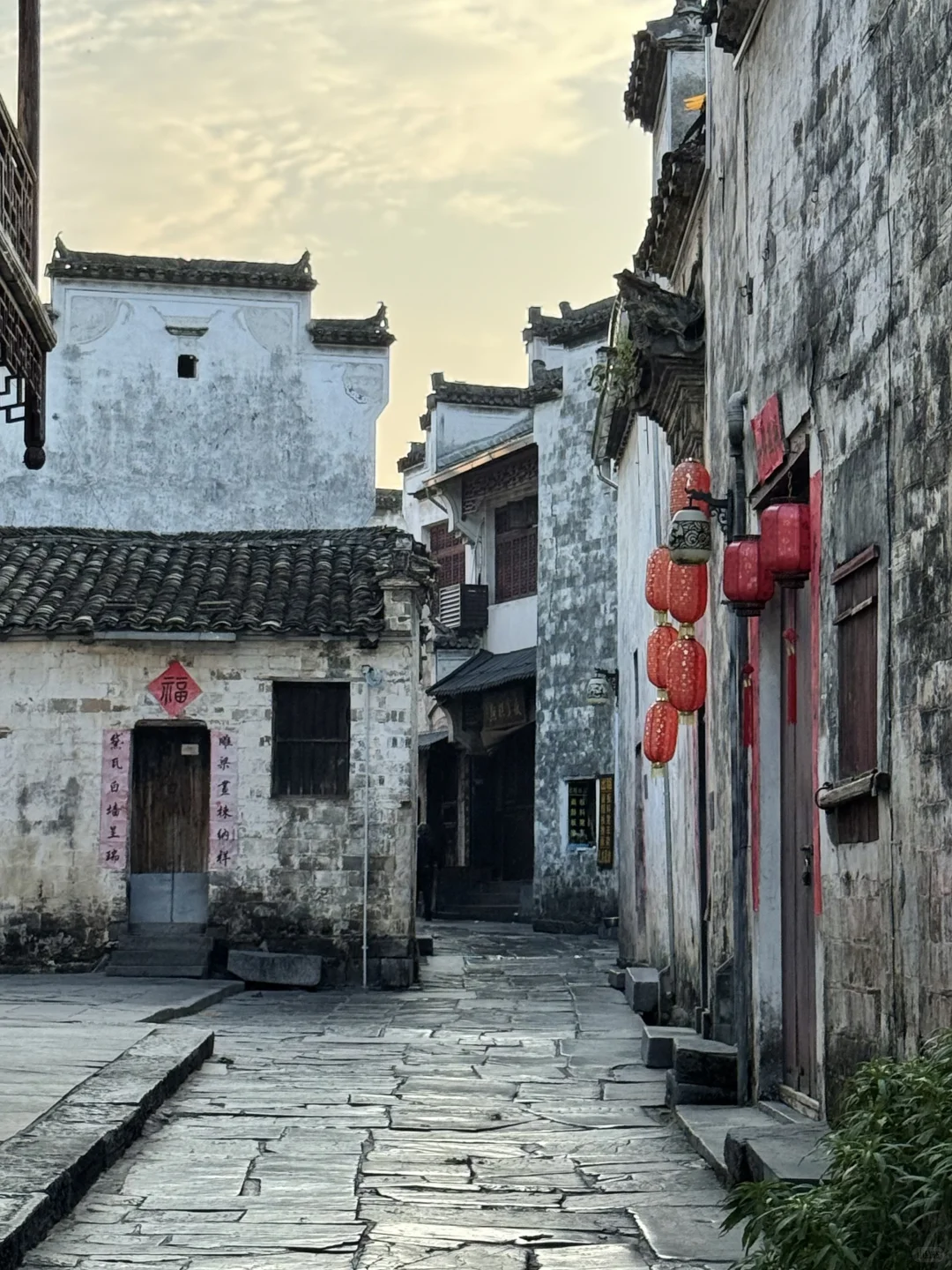 不愧是李白、陶渊明严选的徽州古村落❗️