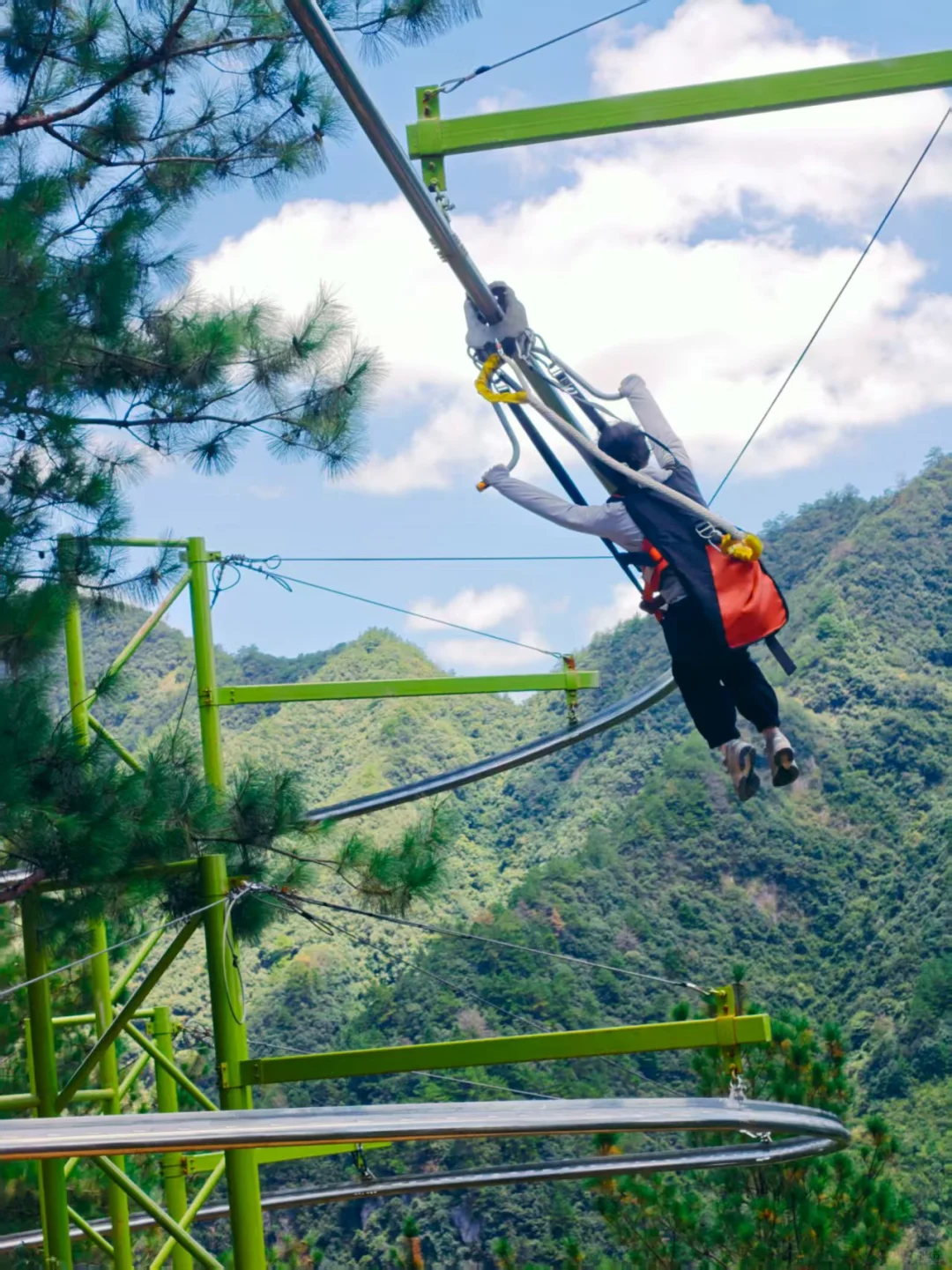 这个乐园简直是熊孩子的天堂！