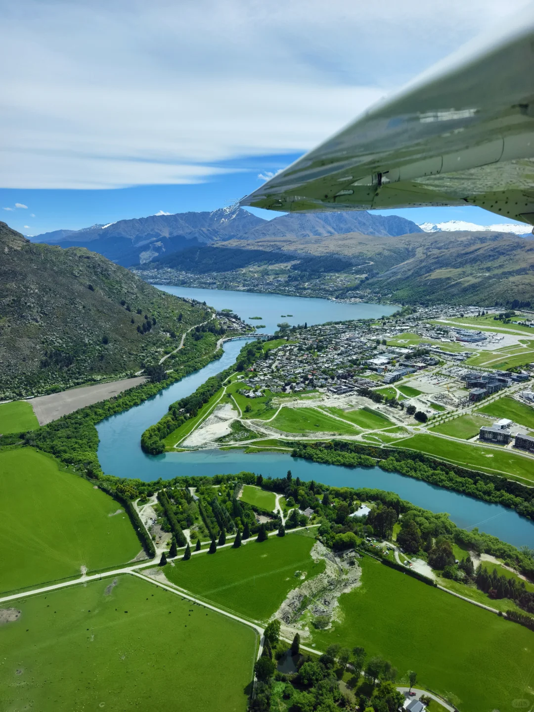 米尔福德峡湾出行之选择飞机值回票价