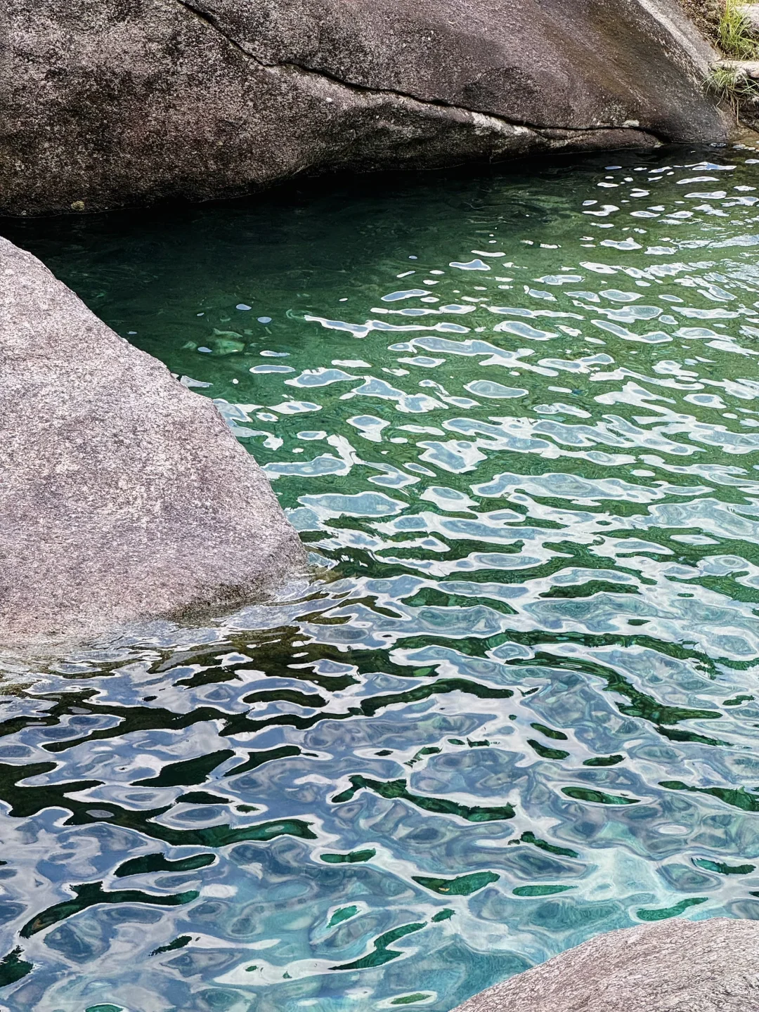 🫧柳州周边｜融水宝石绿的潭水也太美了⛰️