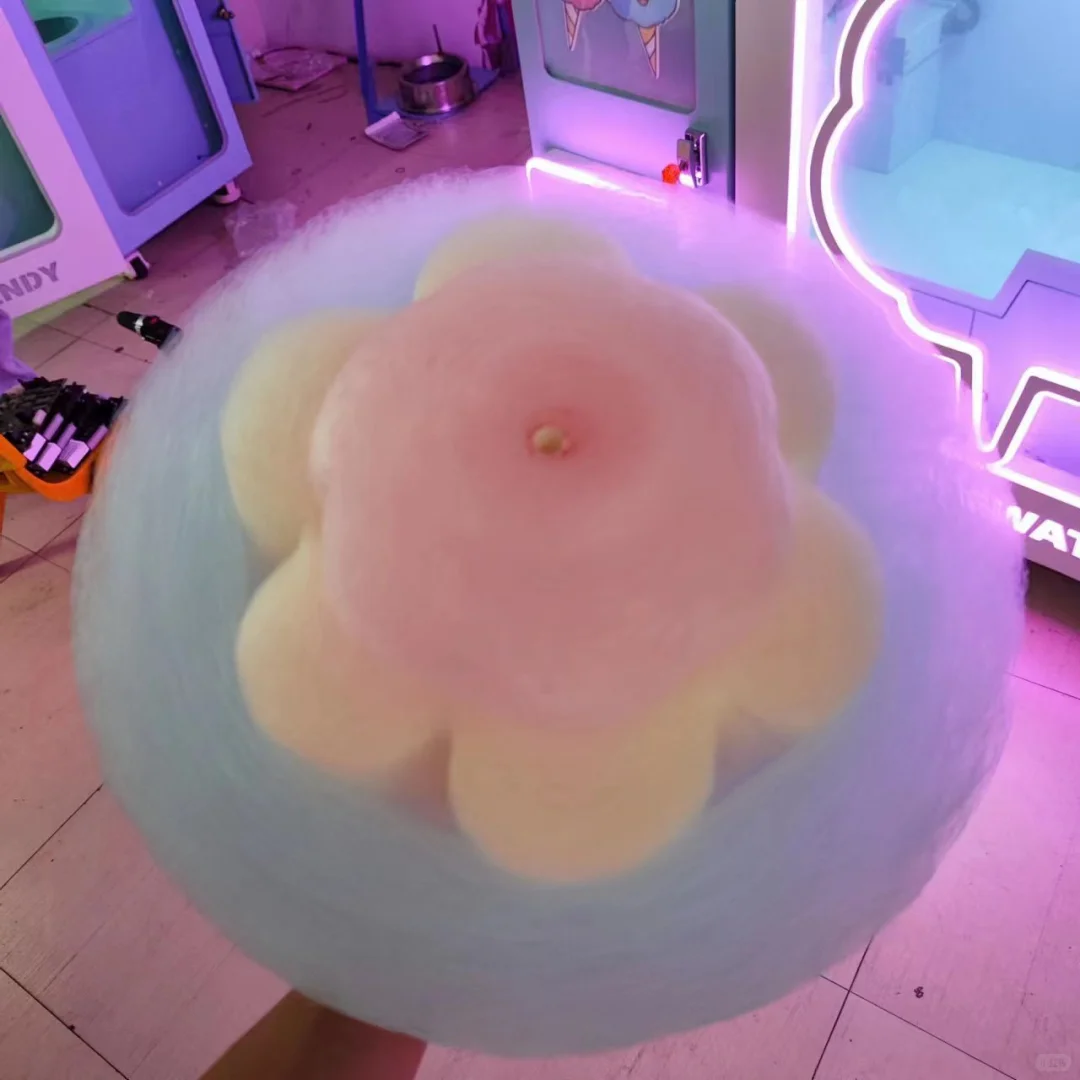 🛍️景区摆摊神器，棉花糖机太香了