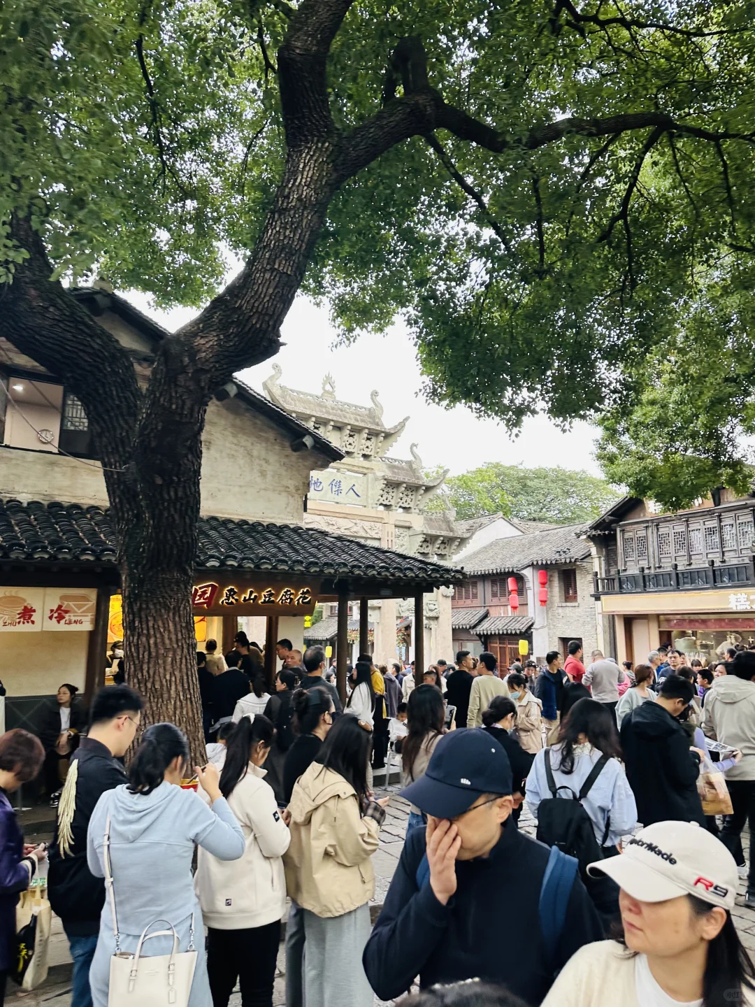 无锡惠山古镇:国内景区商业化的佼佼者