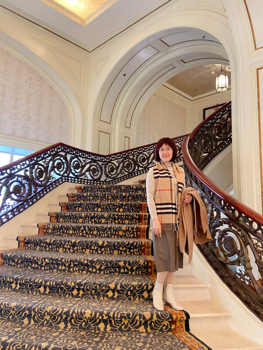 去了欧洲跟到了天津似的