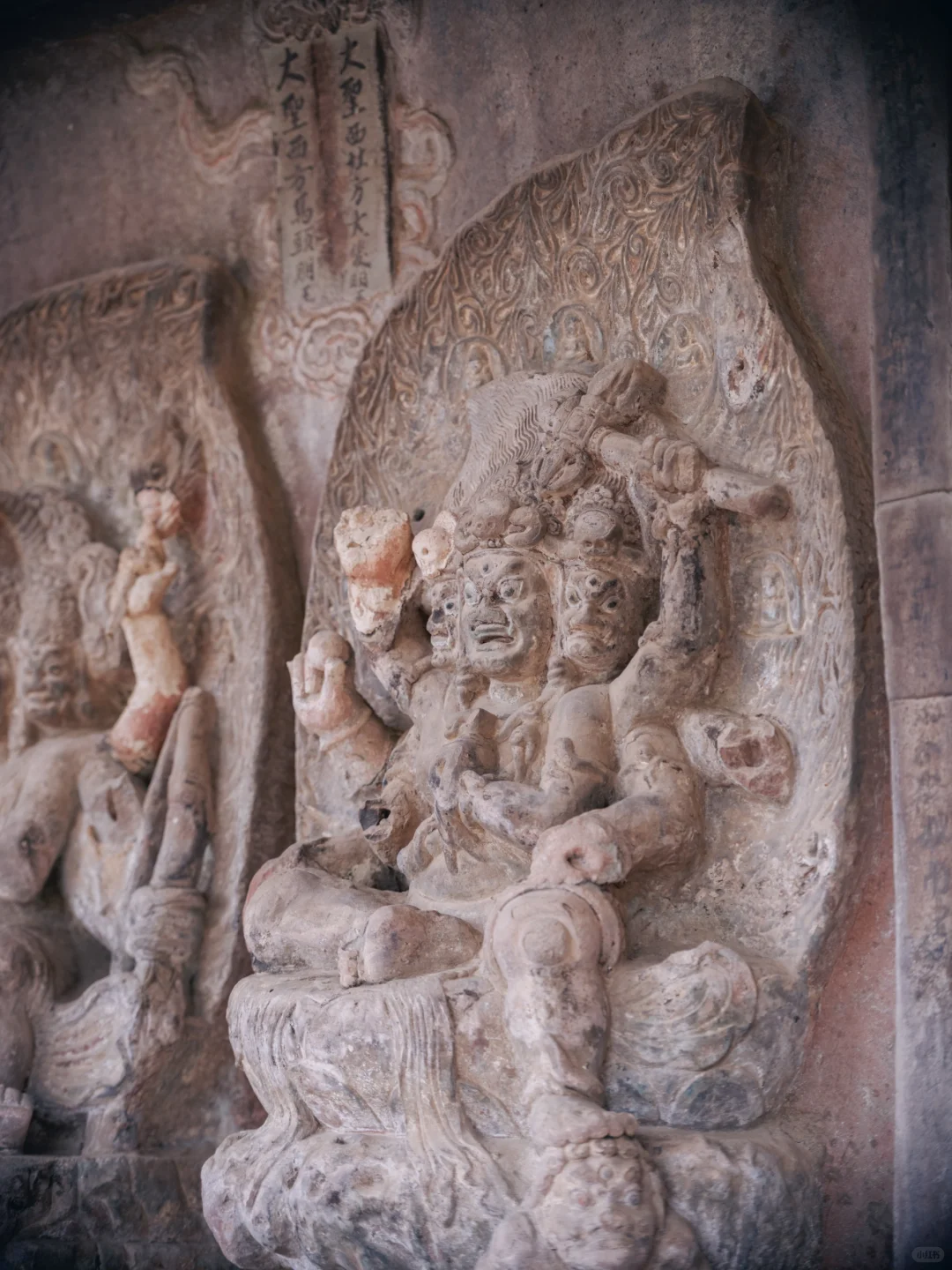 反向旅游太爽了，云南被严重低估的千年石窟