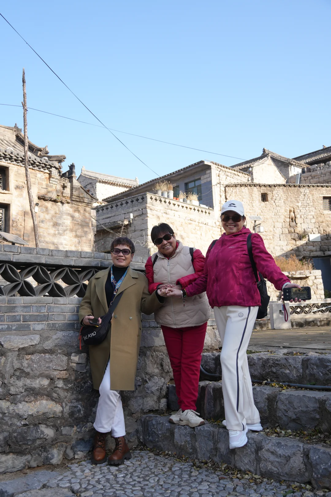 太行天路赏秋，和伙计们的金色合影