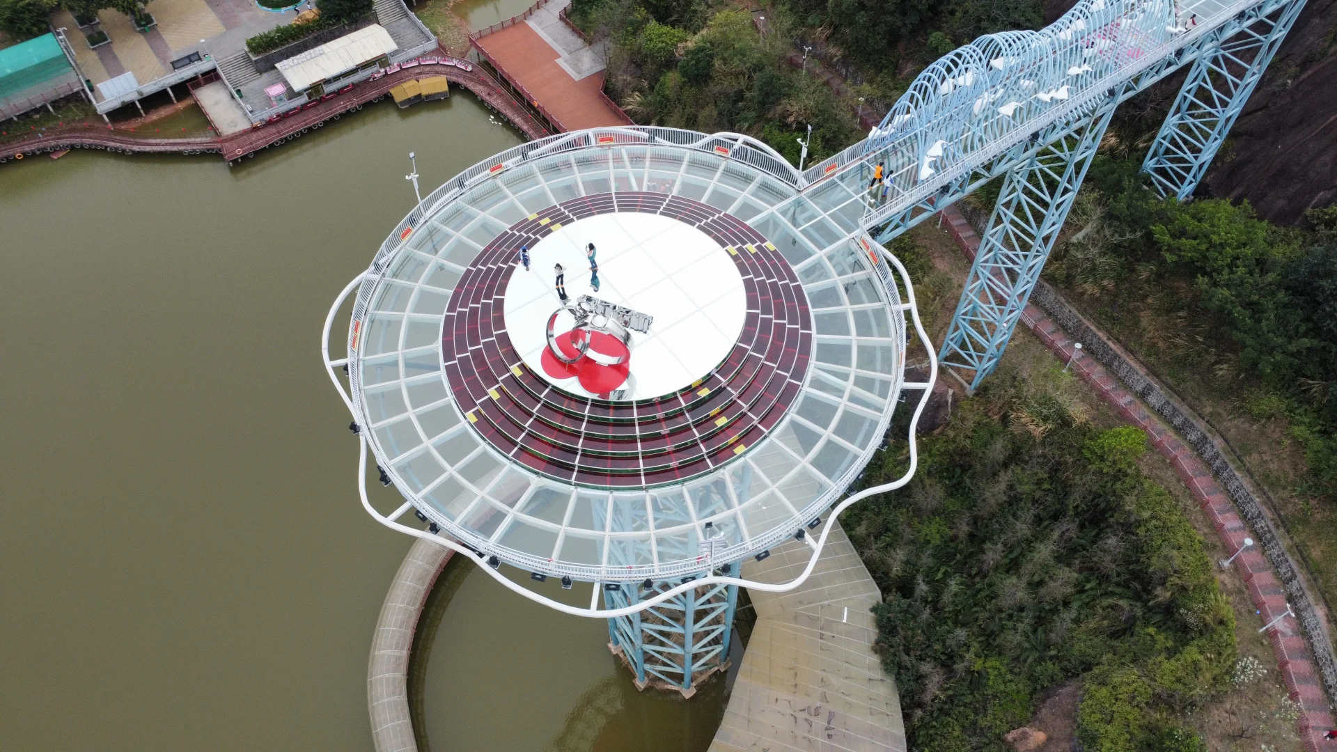 玻璃观景台 可以为景区带来哪些优势