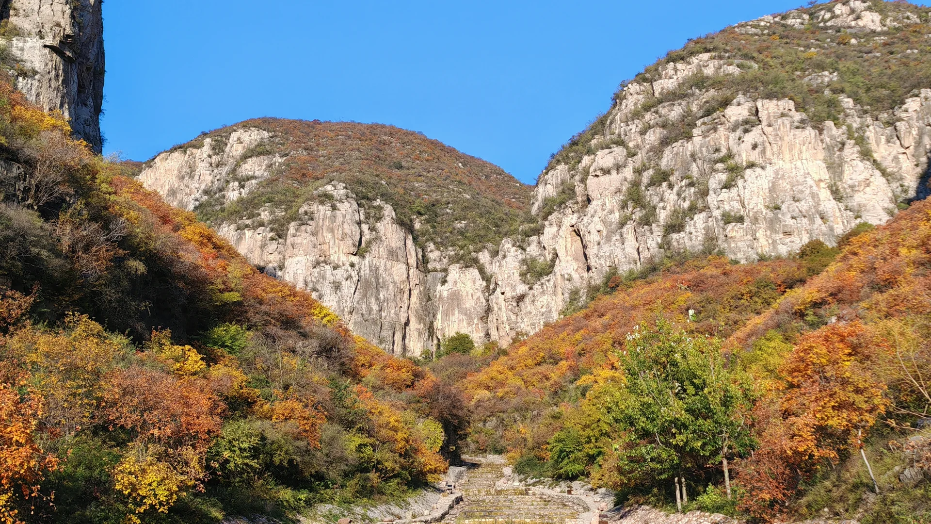 今日邢台沙河佛照山