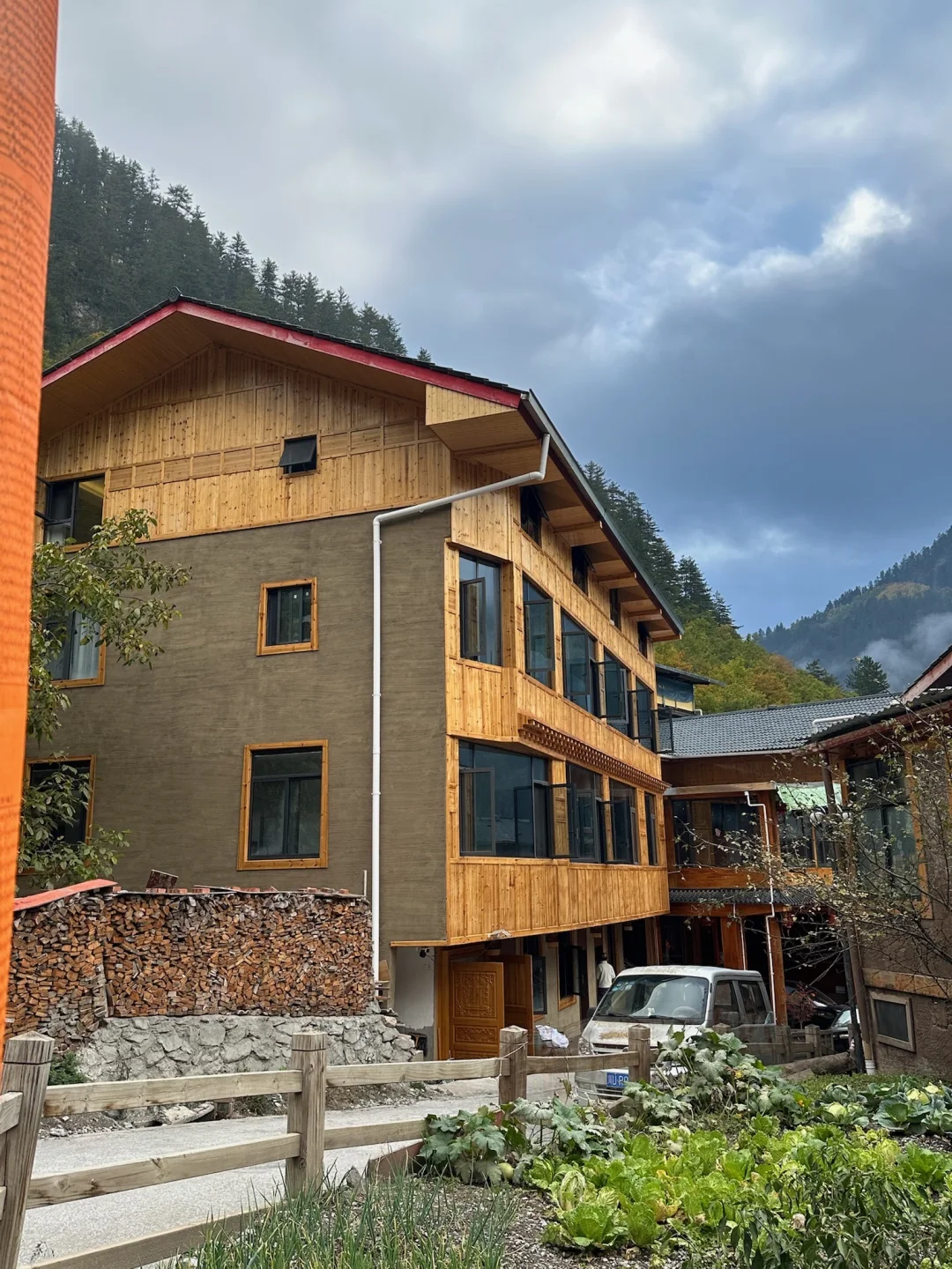 九寨沟有人要住我家吗？沟内！刚开业！