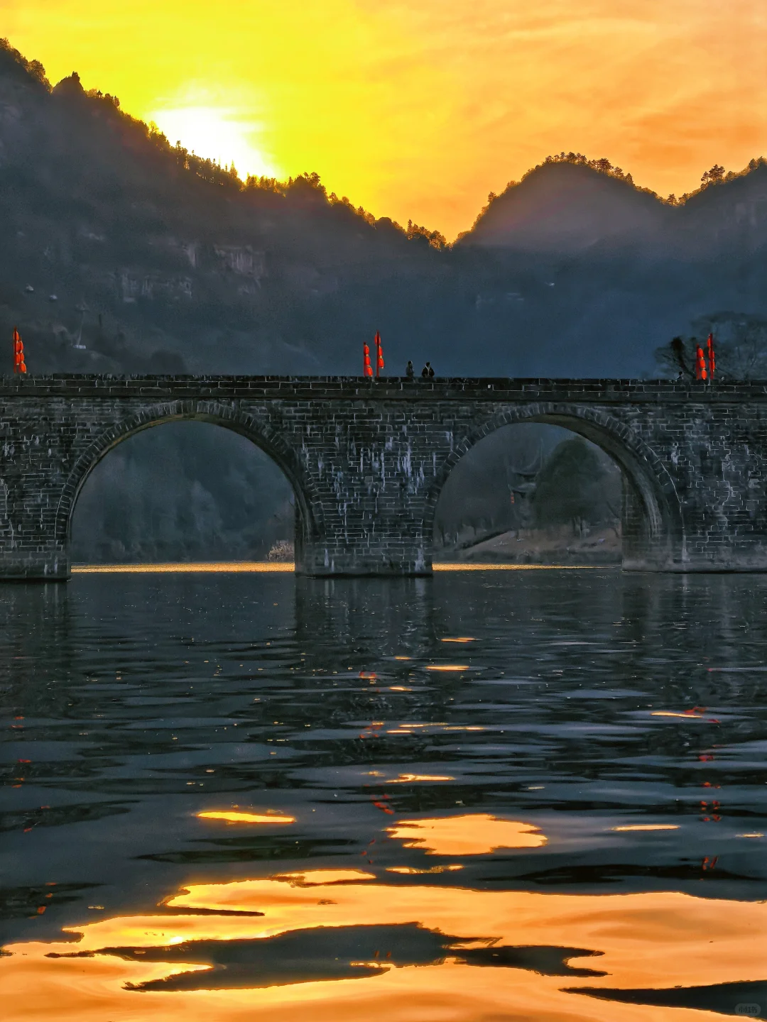 这座被严重低估的仙山,居然就在黄山边上❗