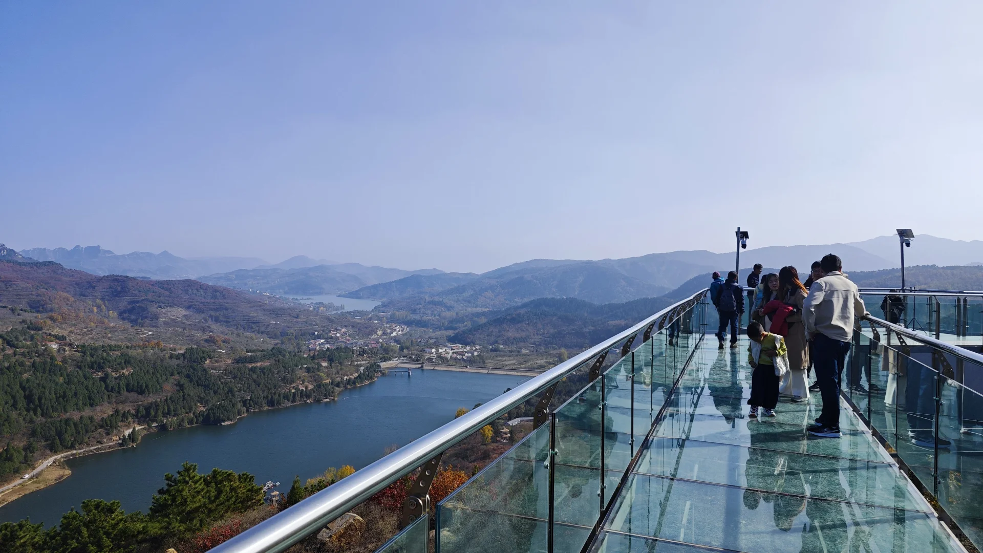 秋日绝美必去路线，济南小漓江红叶全攻略