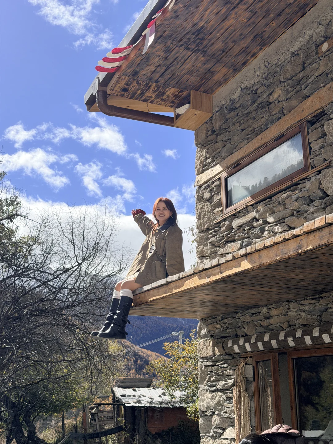 秋假第二天到毕棚沟景区的路堵死了