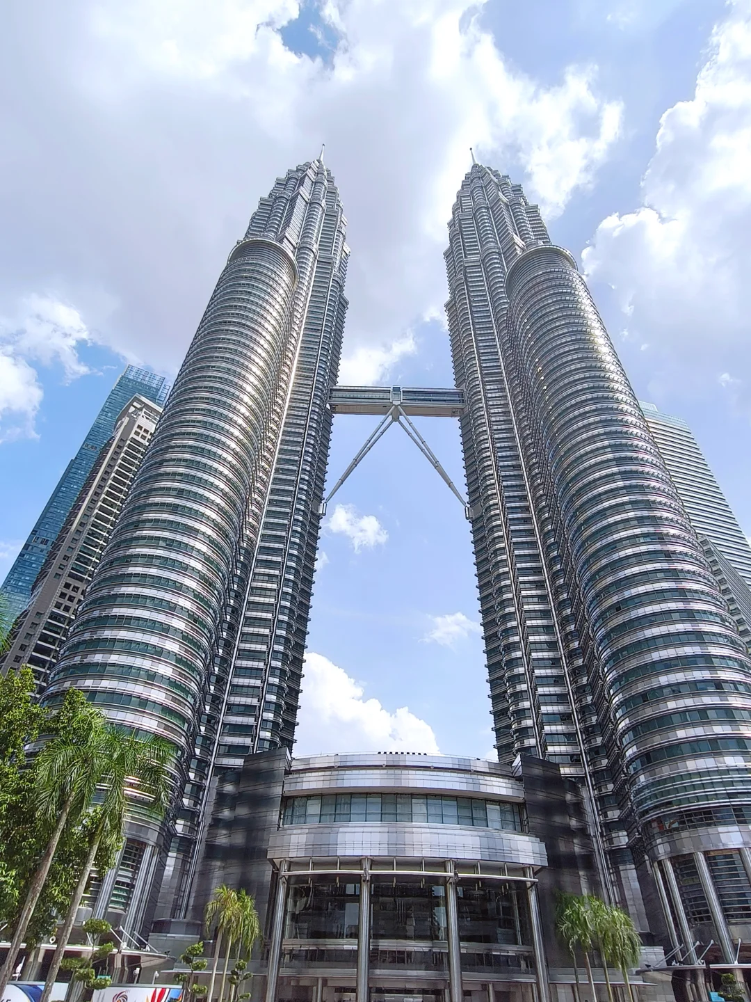 吉隆坡景點必須打卡的國油雙峰塔