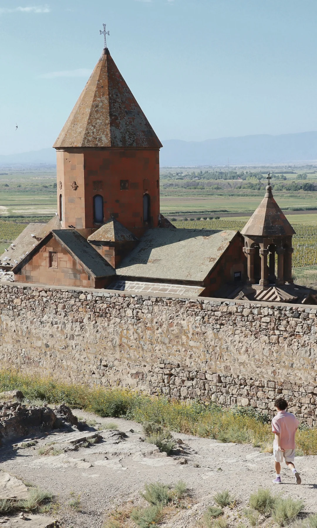 比新疆人少，比欧洲便宜，3k畅玩这两个免签国