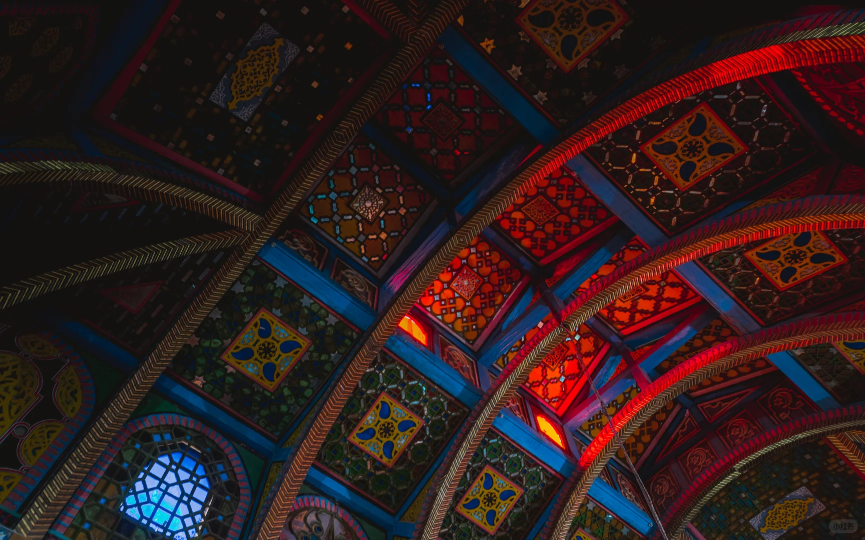 乌兹别克斯坦必打卡景点，埃米尔夏宫。