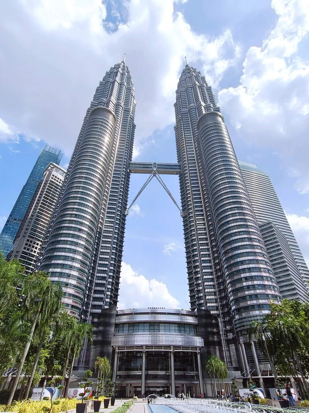 吉隆坡景點必須打卡的國油雙峰塔