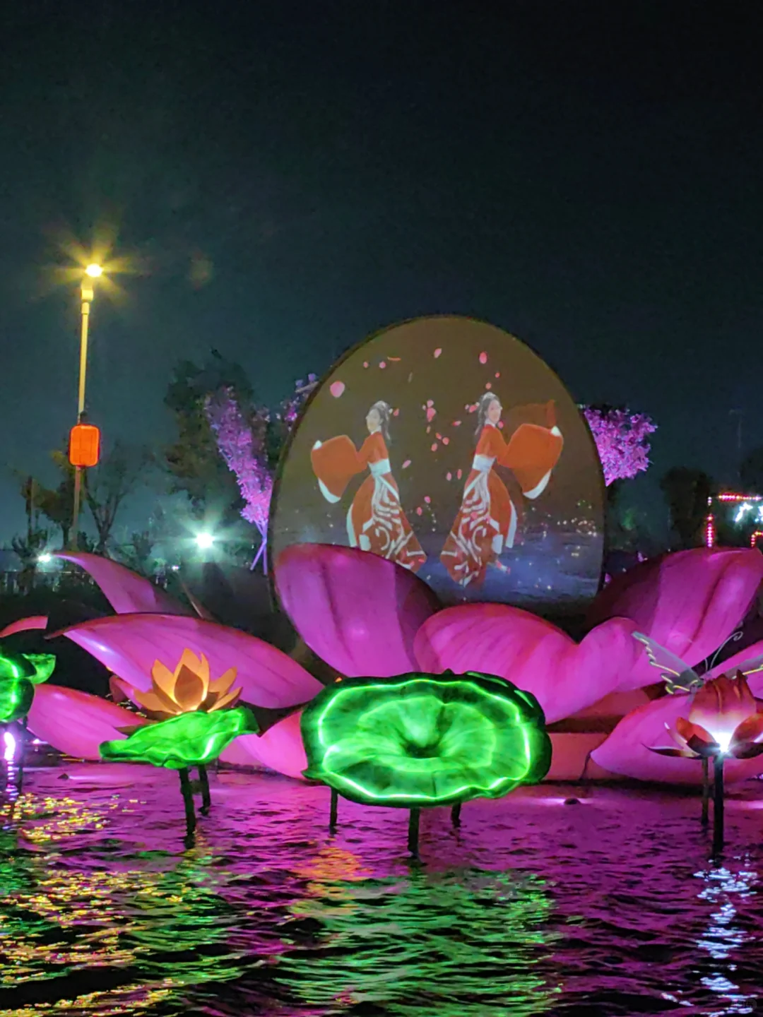 十一去哪？广府古城逛一逛，真大啊！