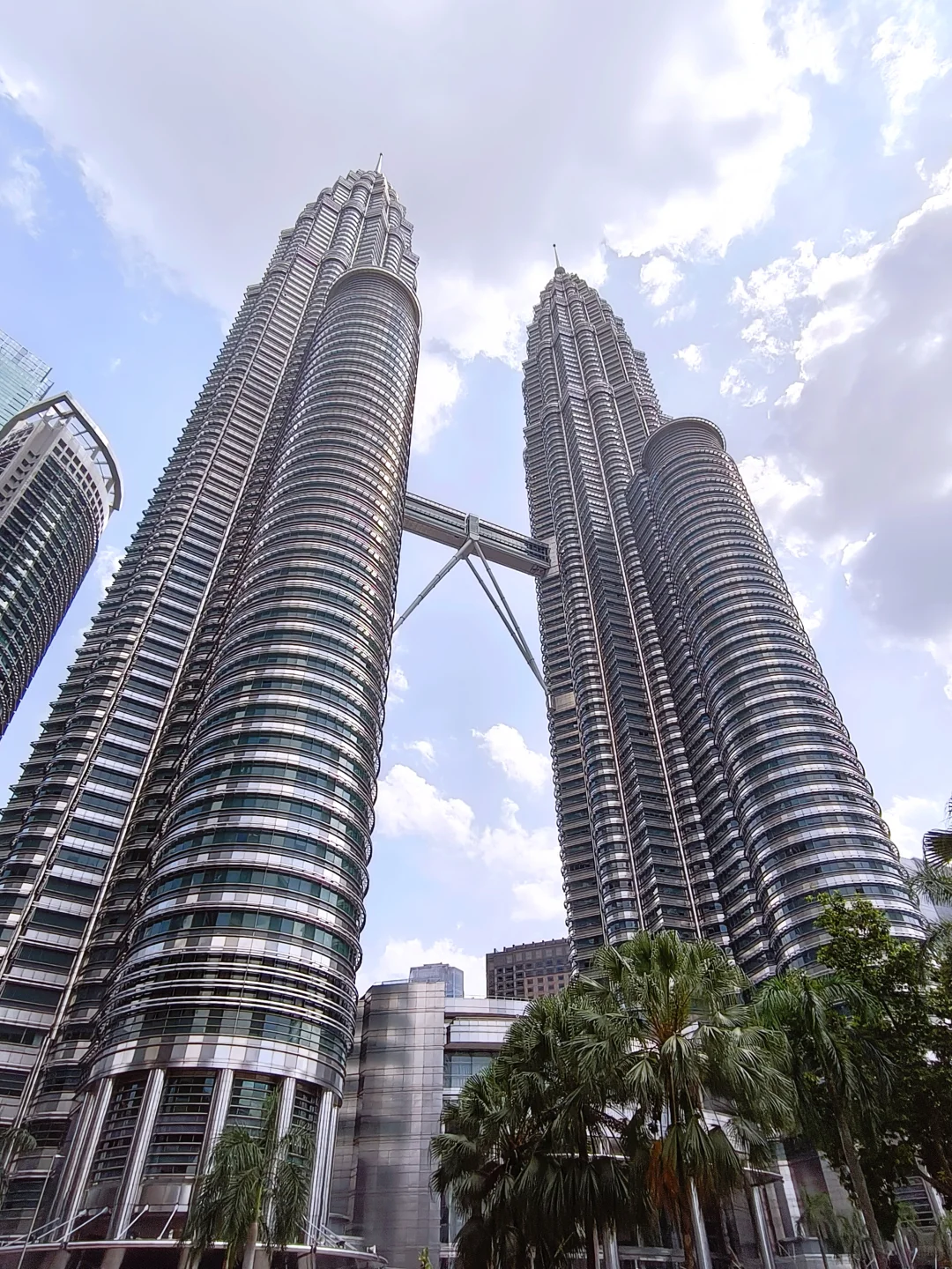 吉隆坡景點必須打卡的國油雙峰塔