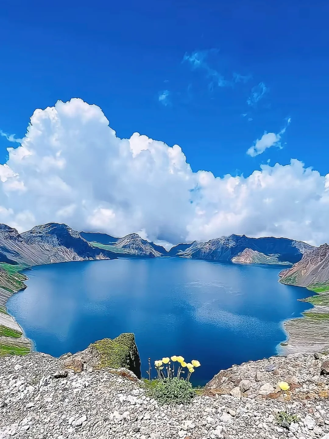 📍 𝑪𝒉𝒂𝒏𝒈𝑩𝒂𝒊𝑺𝒉𝒂𝒏｜ 长白山⛰️