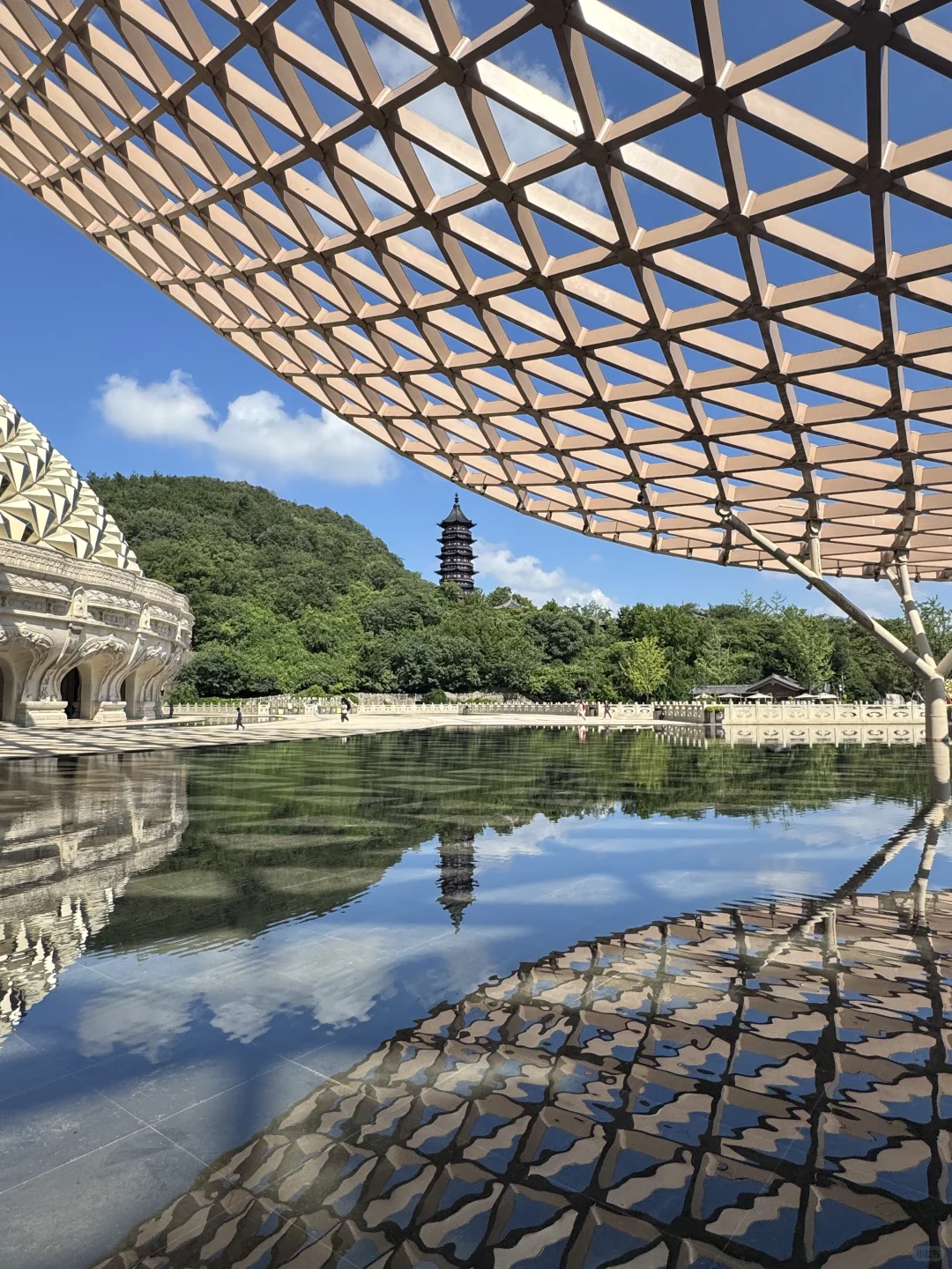 一座牛首山，半部金陵史
