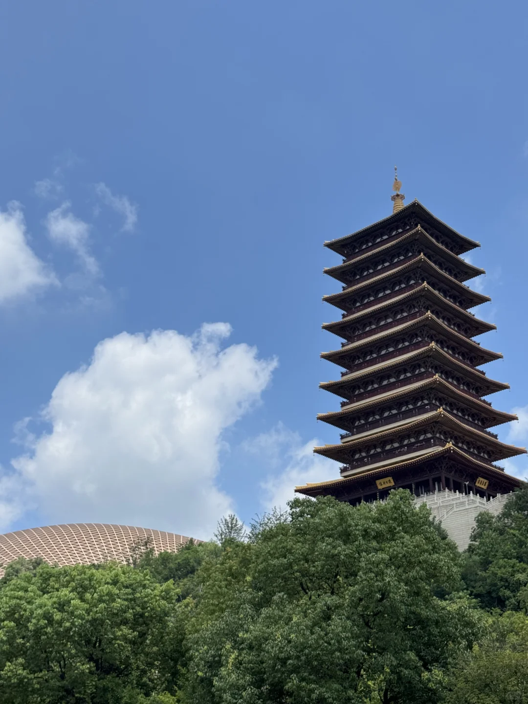 一座牛首山，半部金陵史