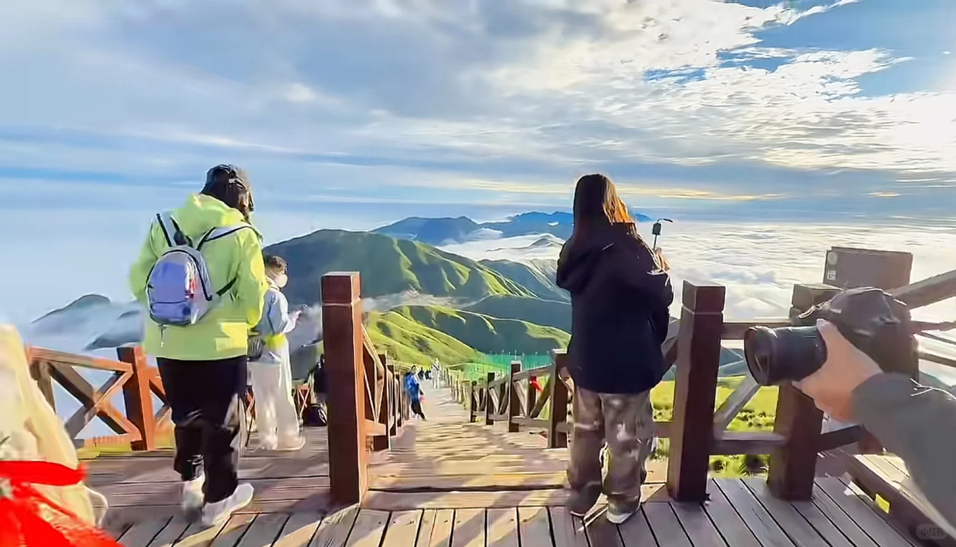 大学生特种兵武功山