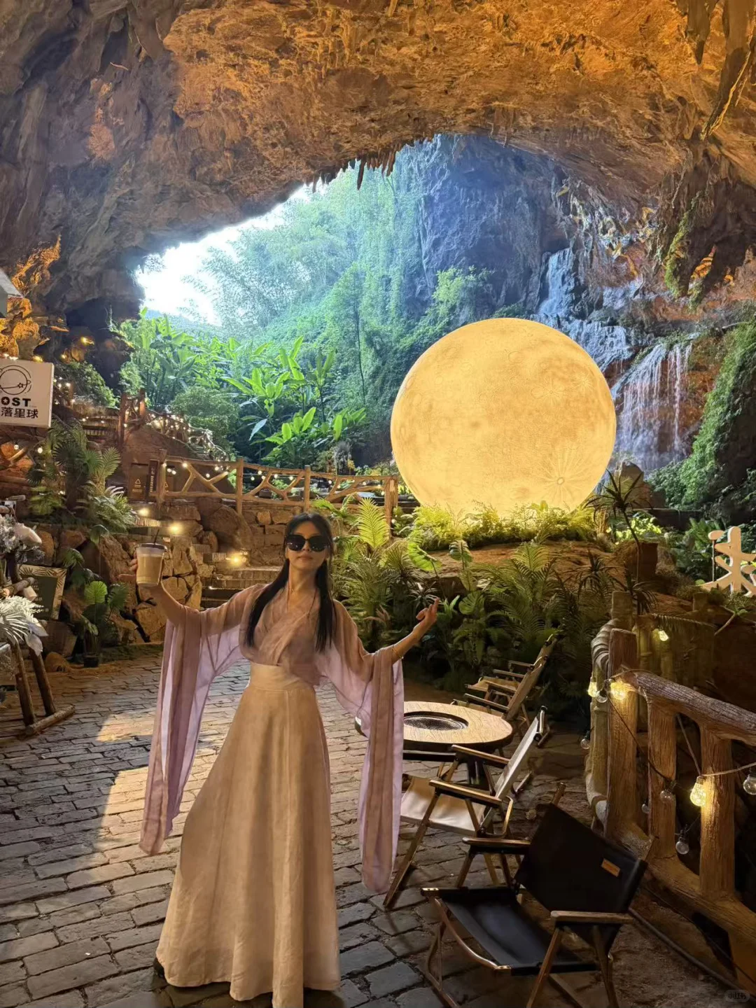 山河作伴，解锁景区N种打卡姿势