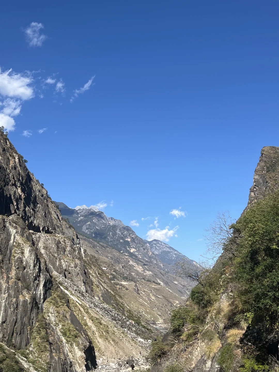 亲测！虎跳峡这样玩！3小时懒人攻略