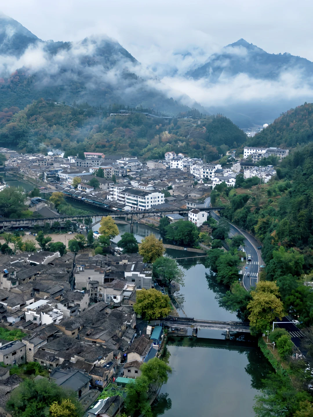 人生建议:去景德镇一定要逛瑶里古镇❗️