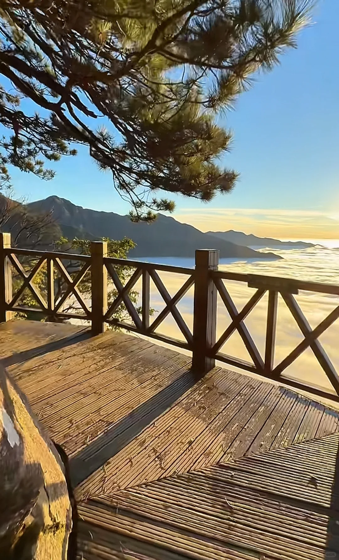 大学生特种兵武功山