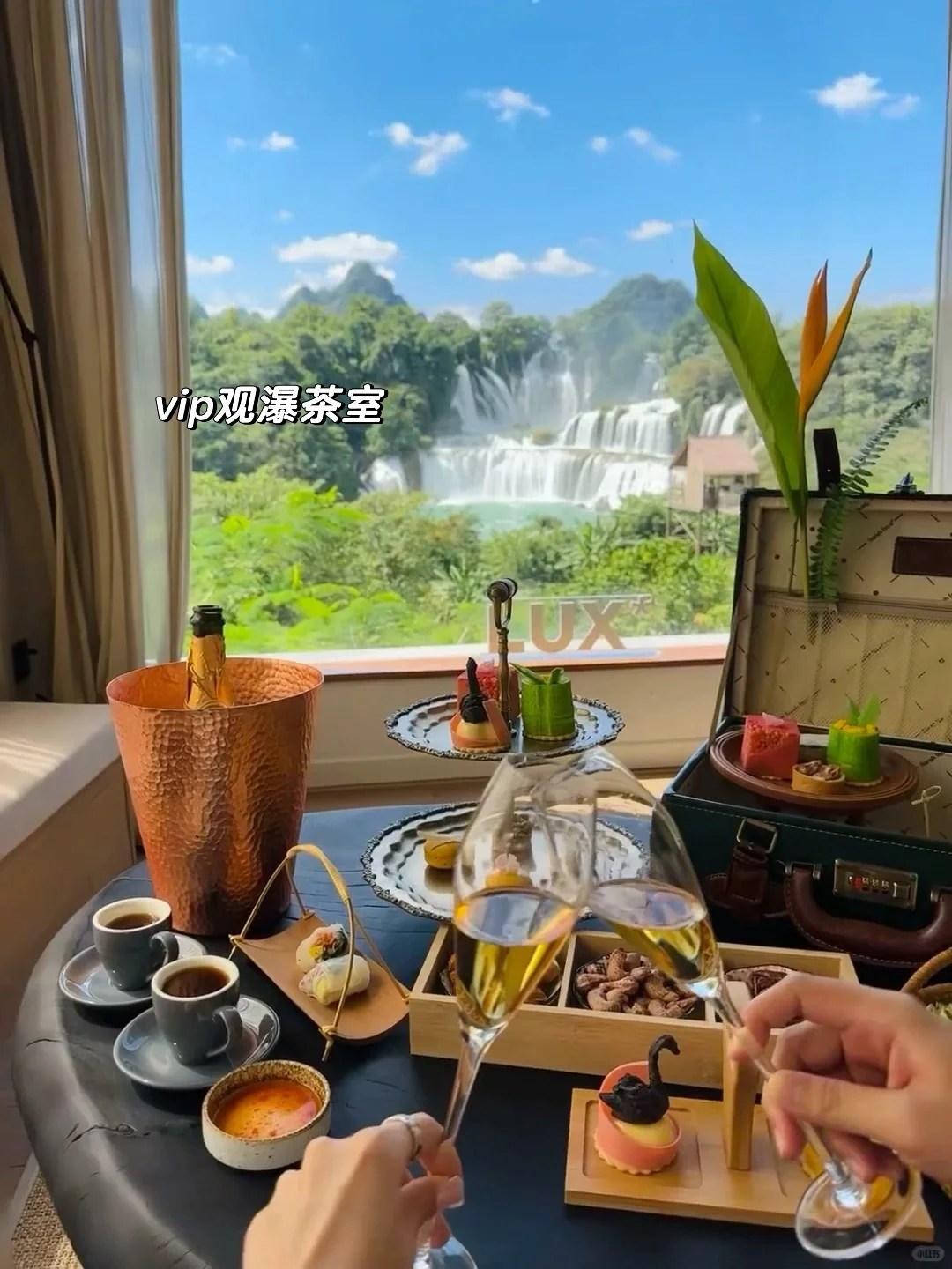 放弃三亚了，带父母去25°C的崇左过暖冬🌞了