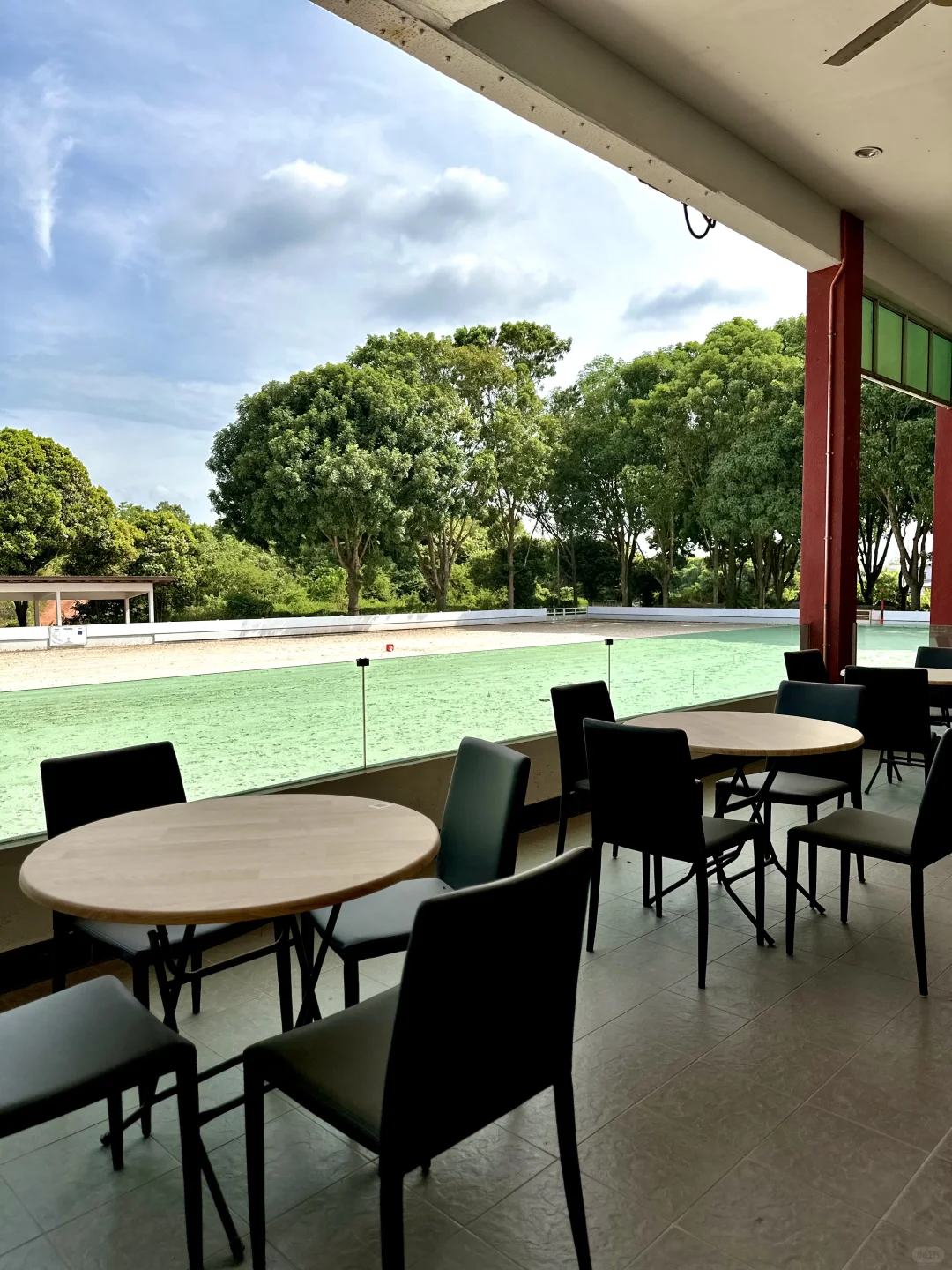 不是国外!是在马六甲新开的马场!!