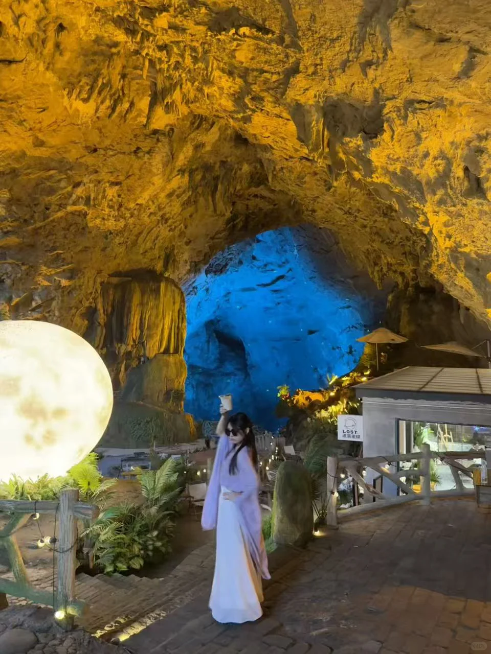 山河作伴，解锁景区N种打卡姿势