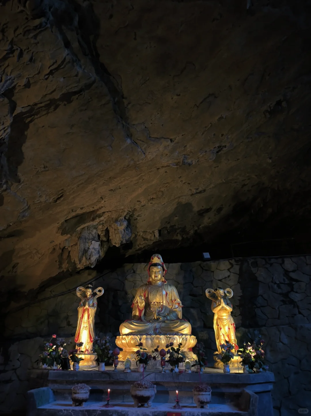 哇塞！宜春这个洞穴太好玩了吧！！