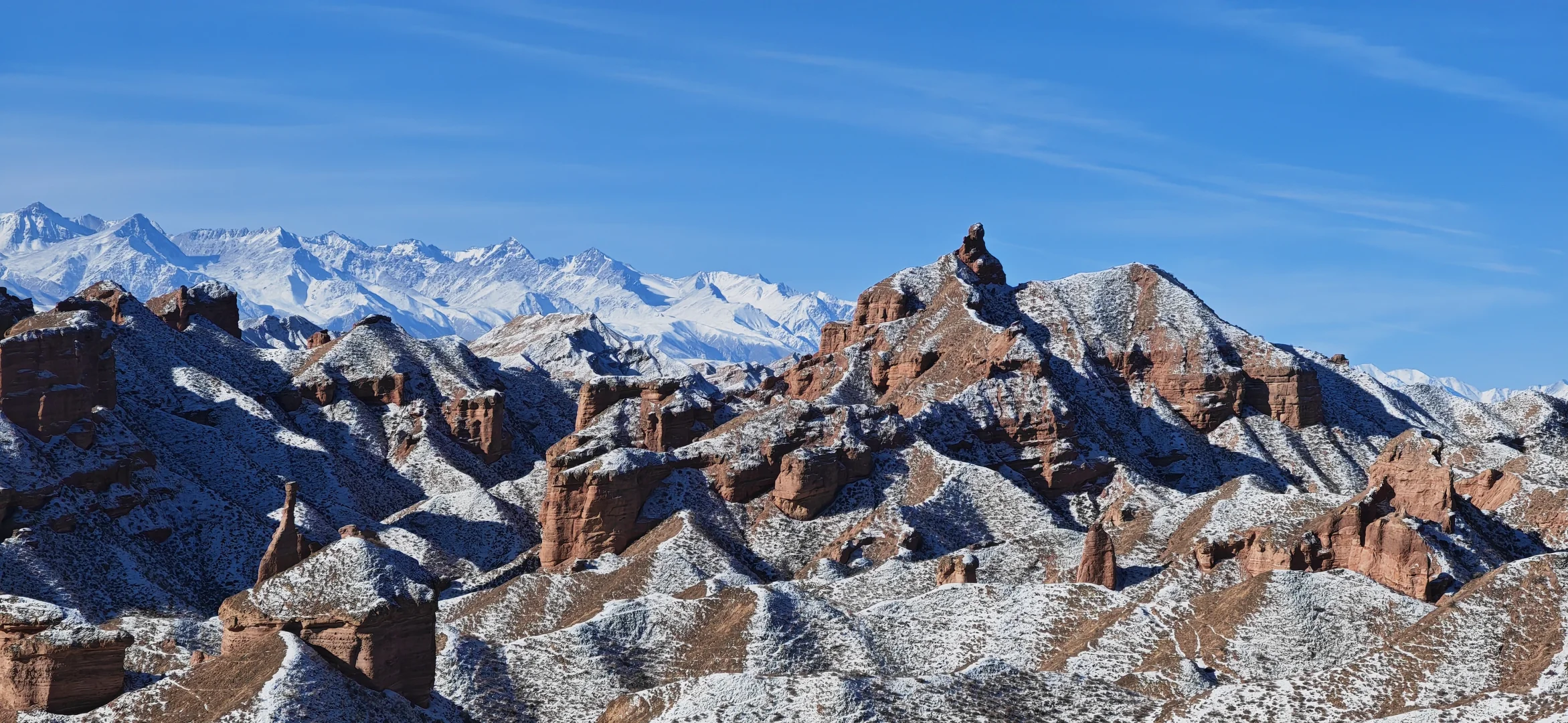 冰沟丹霞|初雪*暖阳