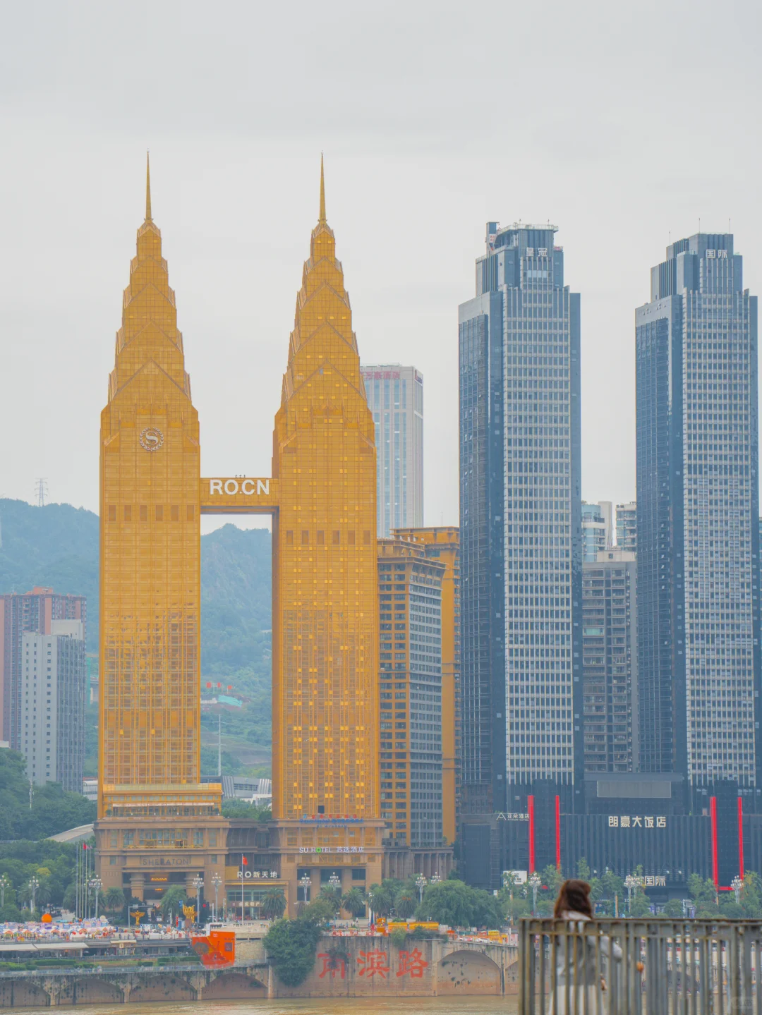 重庆的漂亮地方都是免费 附机位