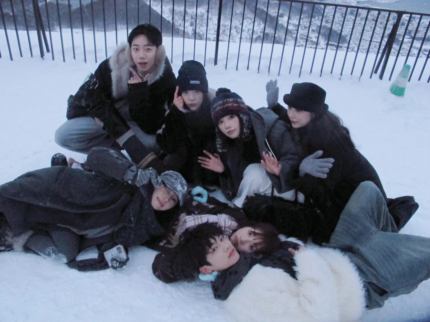 好喜欢这种氛围的旅游群像