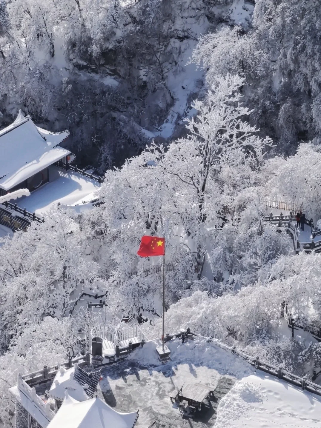 这个冬天总要来一次武当山吧!