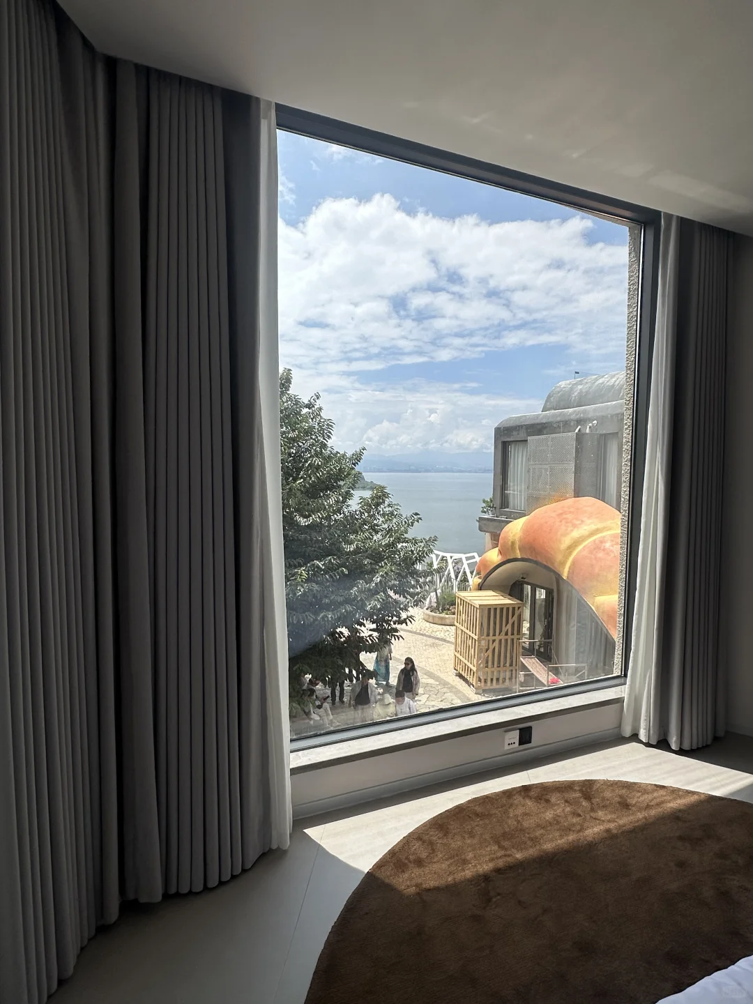 🌊✨想和你在一起｜推开窗就是洱海波光