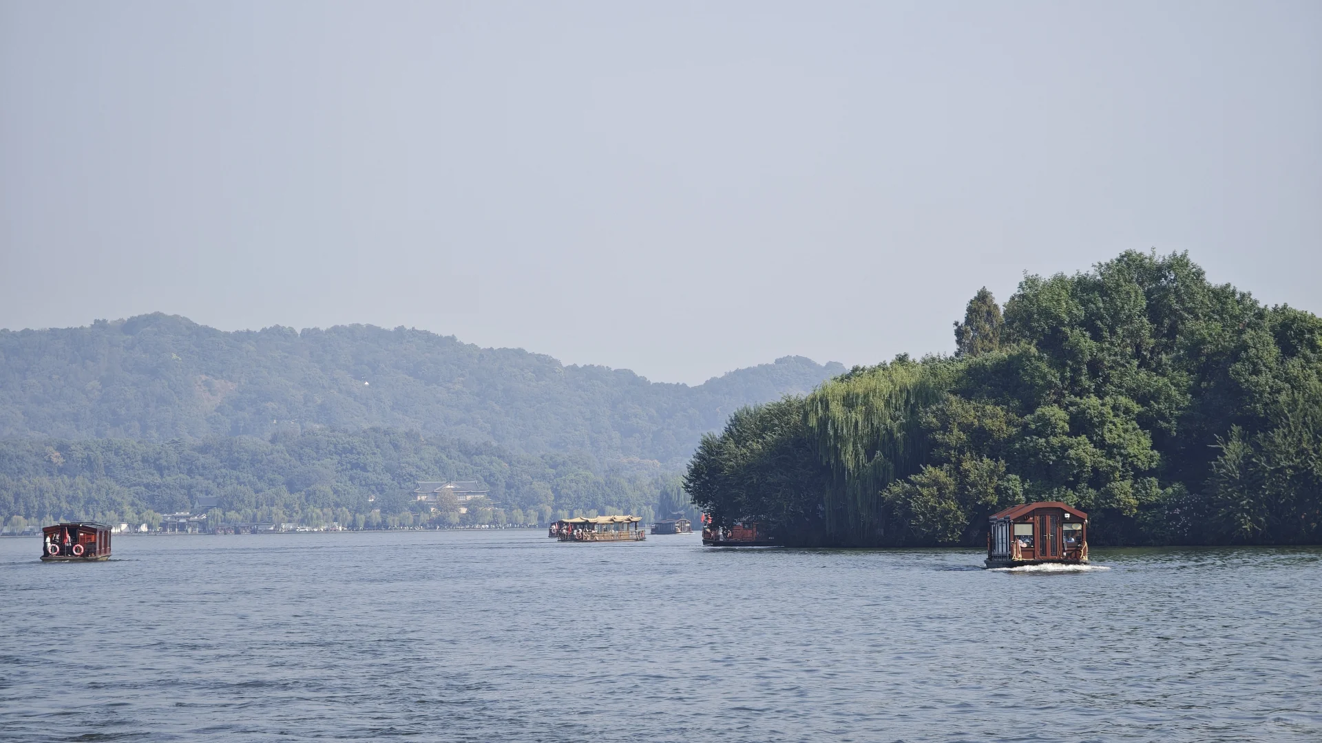 到底是谁把西湖评的5A景区！！！