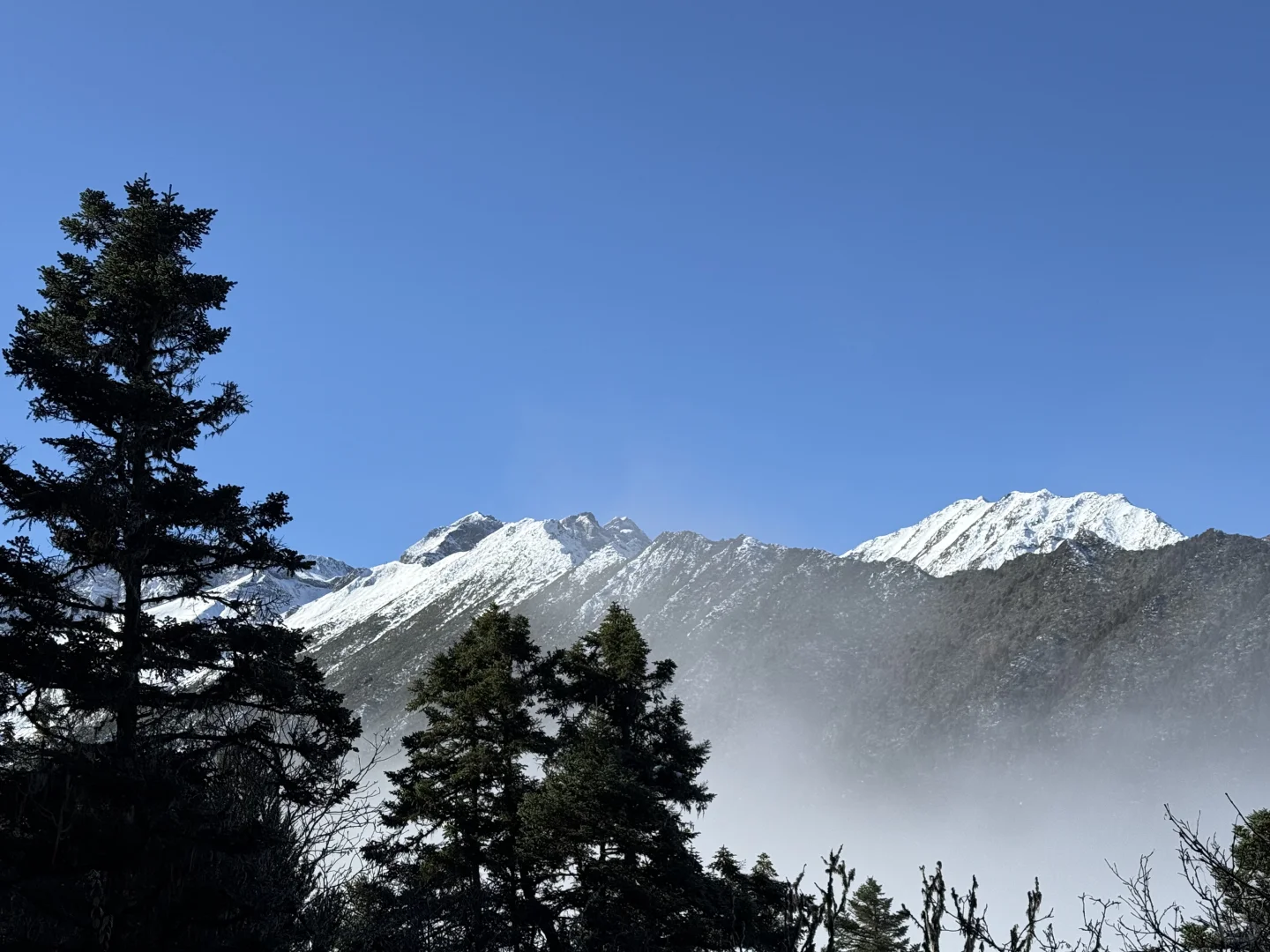雪山🏔️和水晶💎